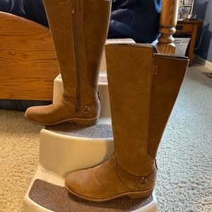 Teva Women's W DE LA Vina Dos Tall Boot Size 8
